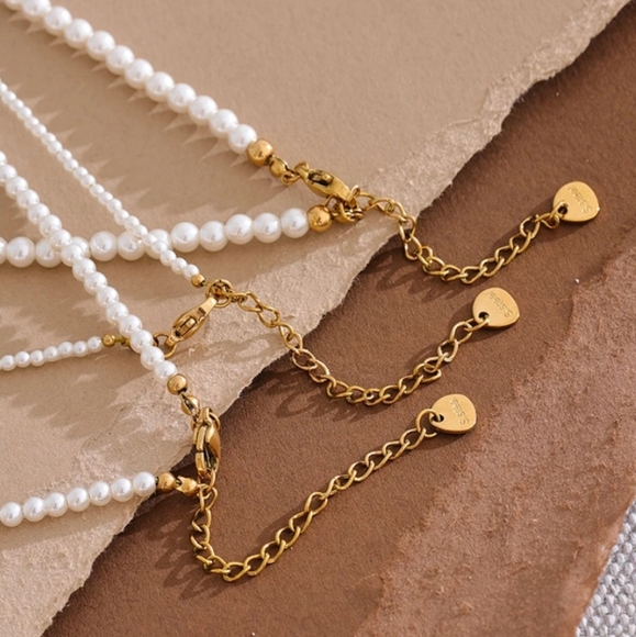 Gorgeous Must Have Pearl Necklace - Picture 4 of 9